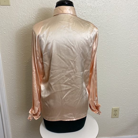Calvin Klein Vintage Silk button up top - Picture 3 of 5
